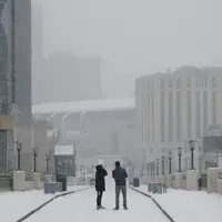 Flights canceled, states of emergency declared as winter storm bears down