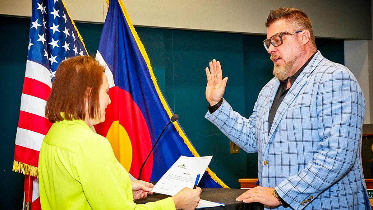 **Headline:** Castle Pines Swears In New and Returning City Council Members