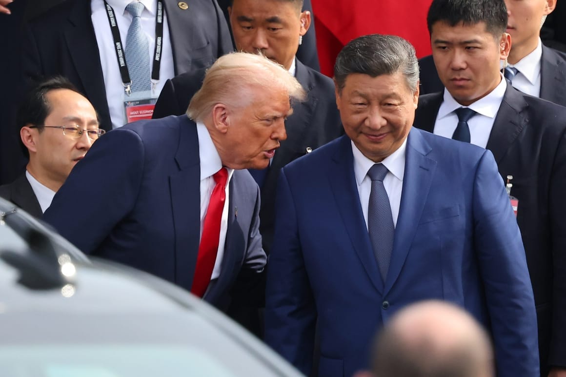 **Headline:** Trump Criticizes UK-China Relations Following Prime Minister’s Beijing Visit