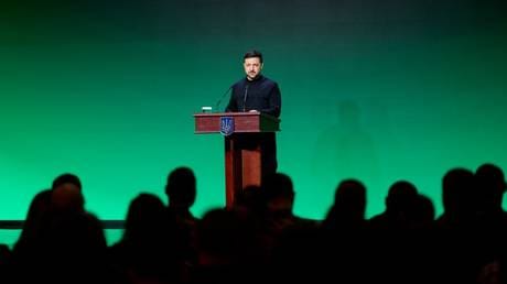 **Headline:** Zelensky urges Ukrainian forces to increase pressure on Russian troops