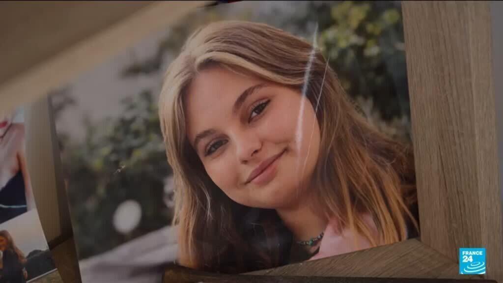 **Headline:** France Proposes Social Media Ban for Children Under 15 to Address Screen Time Concerns