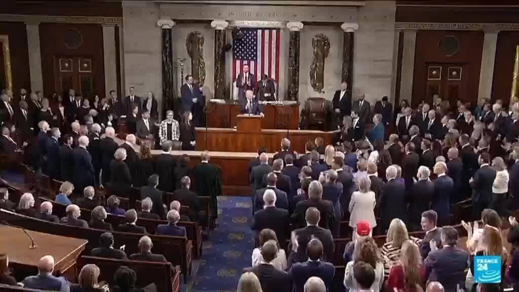 **Senate Works to Pass New Funding Deal to Prevent Government Shutdown**