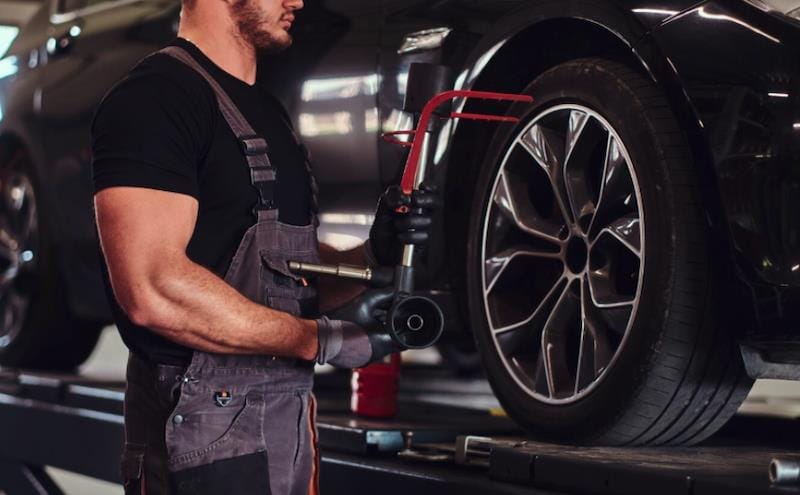 **Headline:** Canada Custom Autoworks: Experts in Wheels, Tires, and Auto Parts