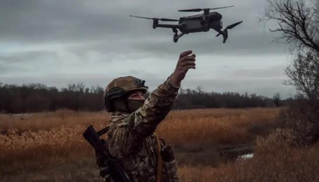 Ukrainian Unmanned Systems Successfully Disable Russian "Turtle Tank" in Combat Operation