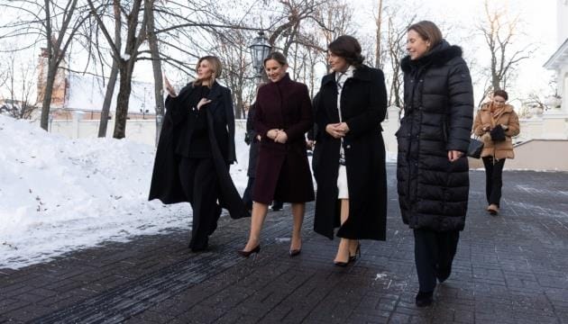 Ukraine's First Lady Meets with Lithuanian and Polish First Ladies During Summit