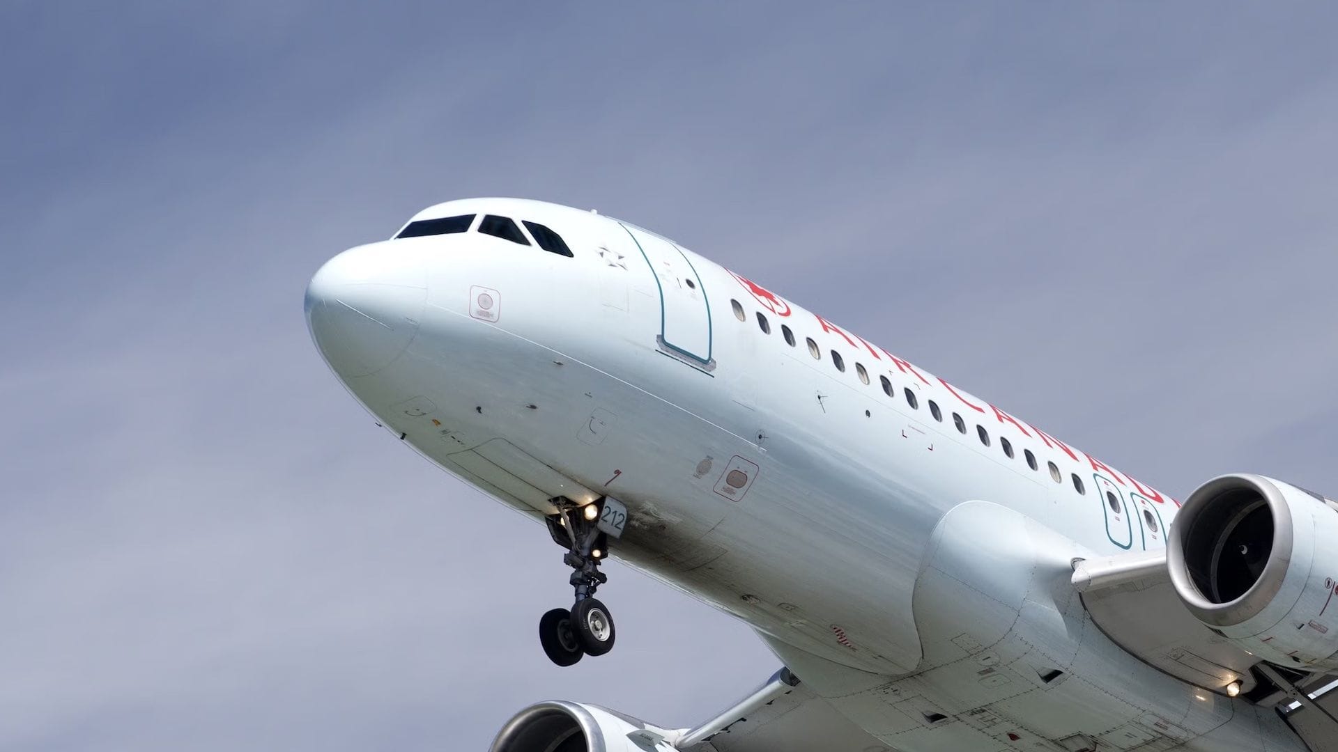 **Headline:** Fly Air Canada Jetz’s All-Business Airbus A320s on Nine Select Routes