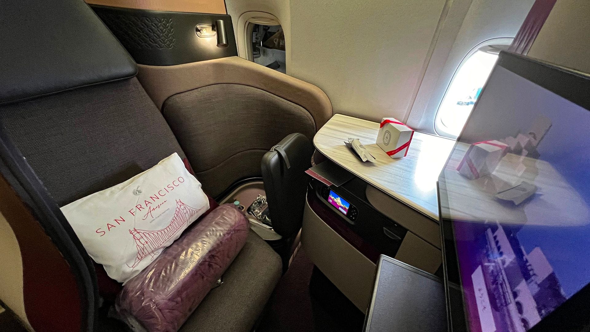 **Headline:** Comparing Business Class Services: Emirates, Qatar Airways, and Etihad