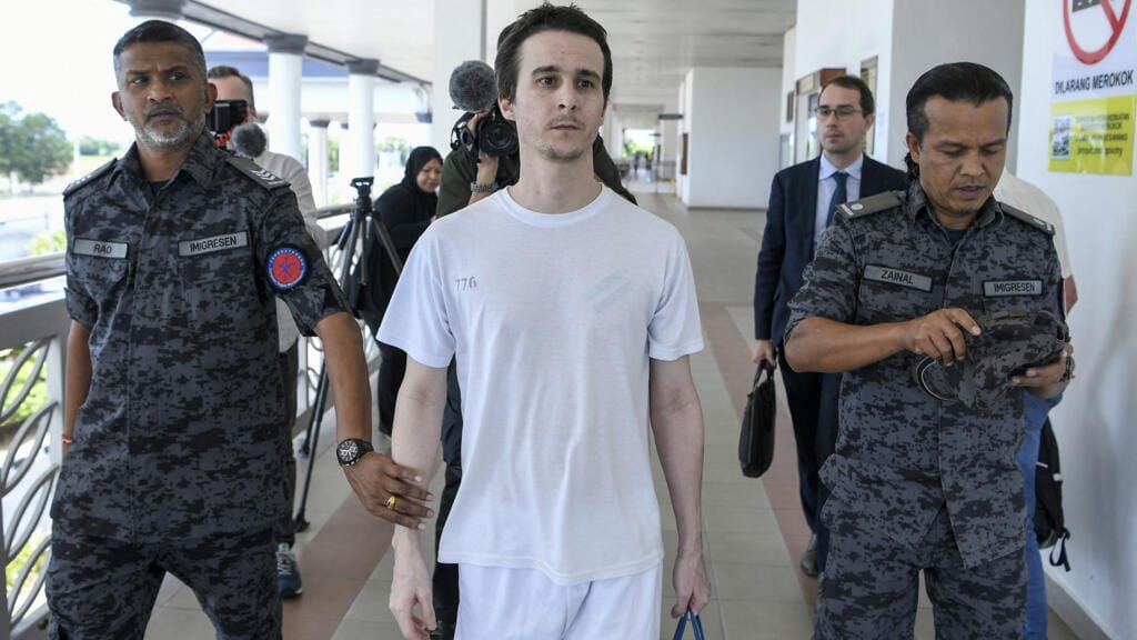 **French Citizen Acquitted of Drug Charges in Malaysia After Two Years in Detention**