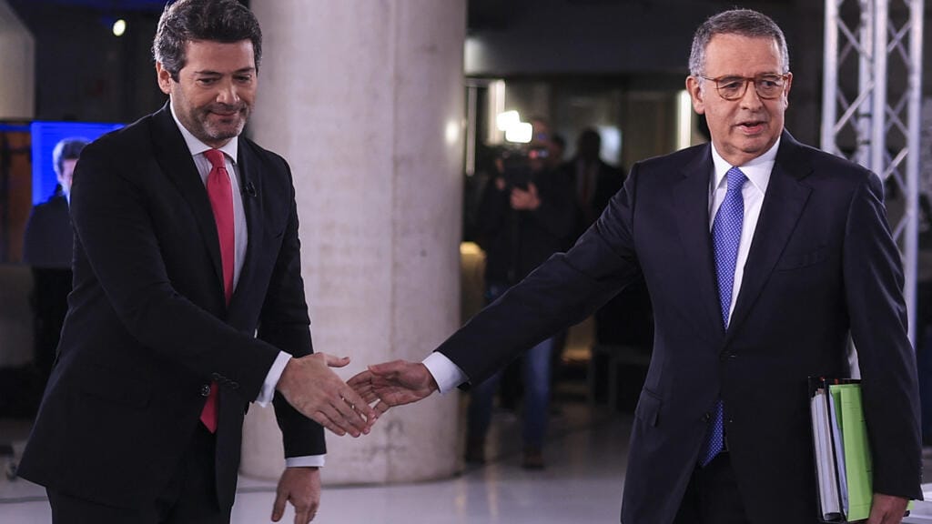 **Headline:** Portugal to Decide Between Socialist and Far-Right Candidates in Presidential Runoff