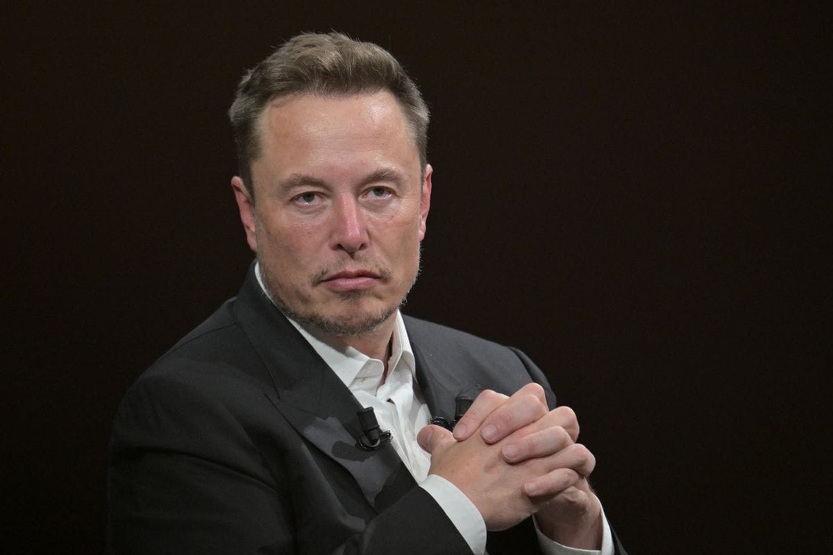 **Headline:** Elon Musk Shifts Focus from Mars to Lunar Missions