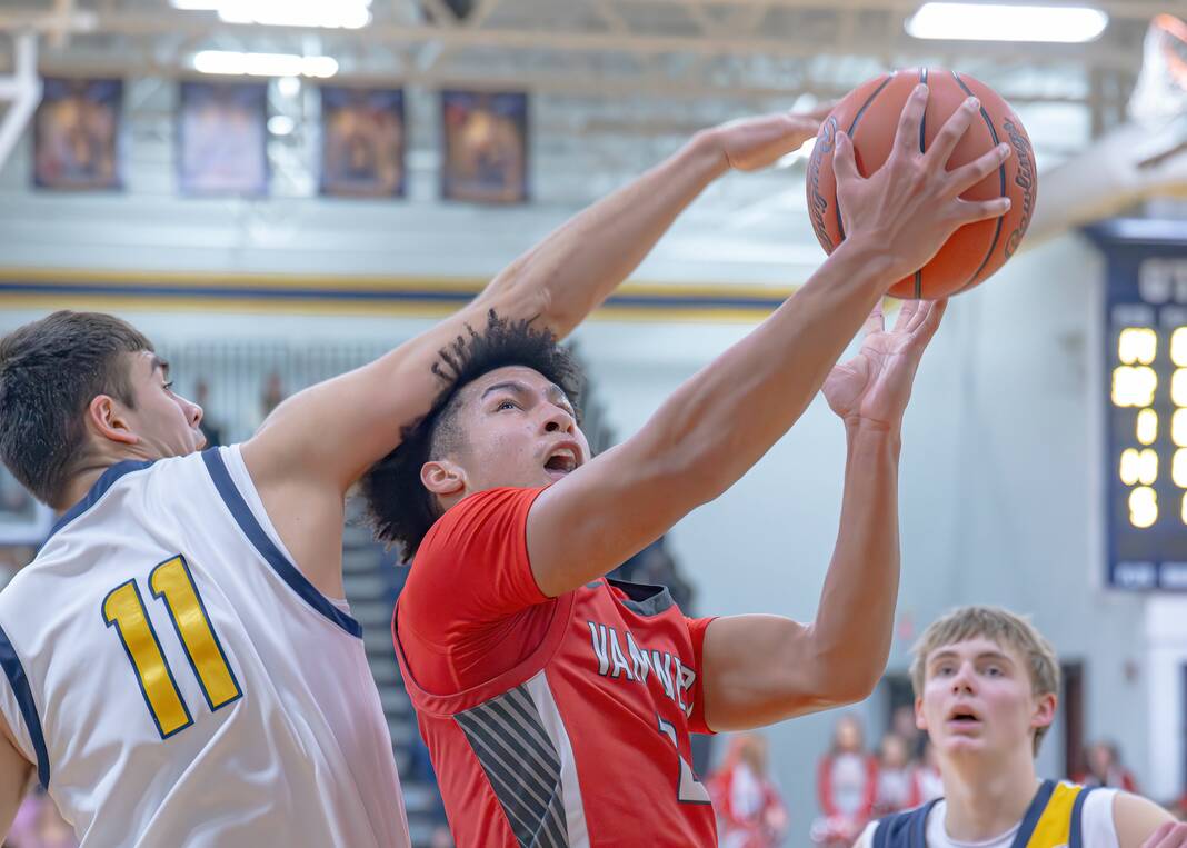 **Van Wert Defeats Ottawa-Glandorf, Advances to Face Shawnee**