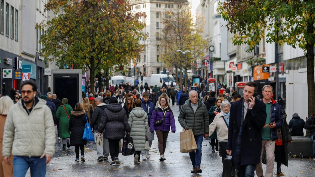 **UK Launches First National Strategy to Address PFAS Pollution**