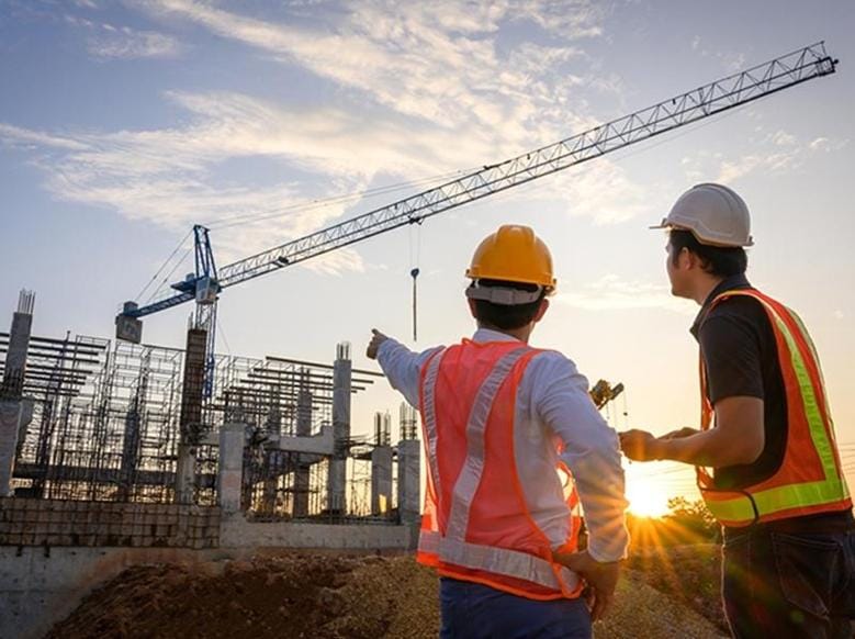 **Headline:** Common Overlooked Risks in Construction Project Estimating