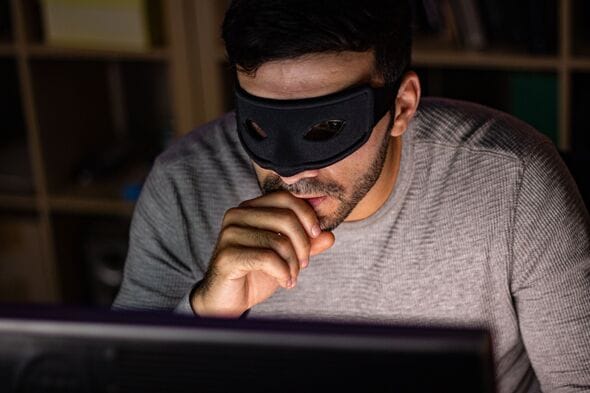 **Headline:** Russia Seizes on Lord Mandelson Revelations to Criticize Keir Starmer