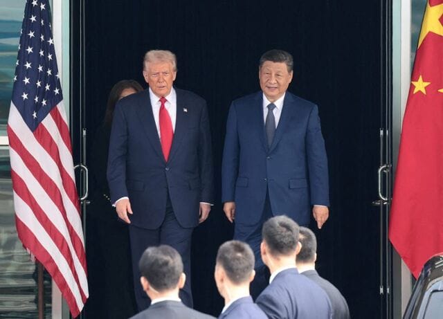 **Headline:** Chinese President Xi Jinping and U.S. President Donald Trump Hold Phone Conversation