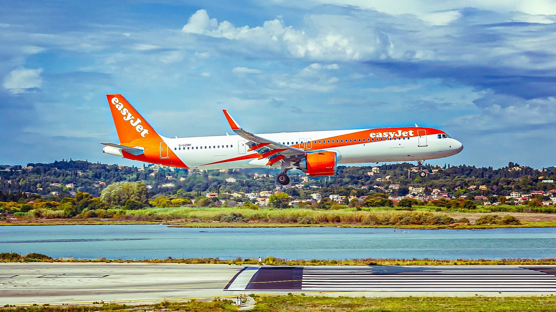 **Headline:** easyJet CEO Warns EU Carry-On Rule Could Increase Flight Costs by 25%