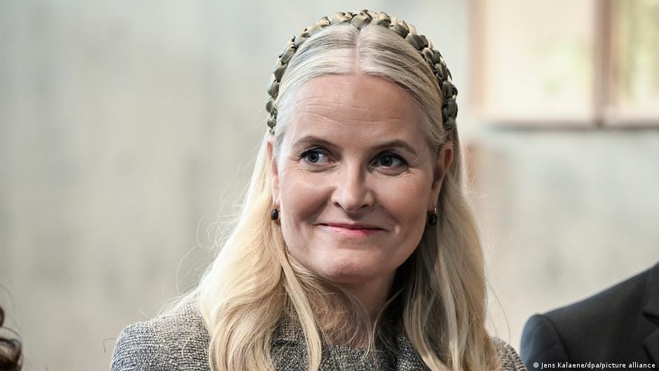**Norway’s Crown Princess Addresses Past Connection to Jeffrey Epstein**