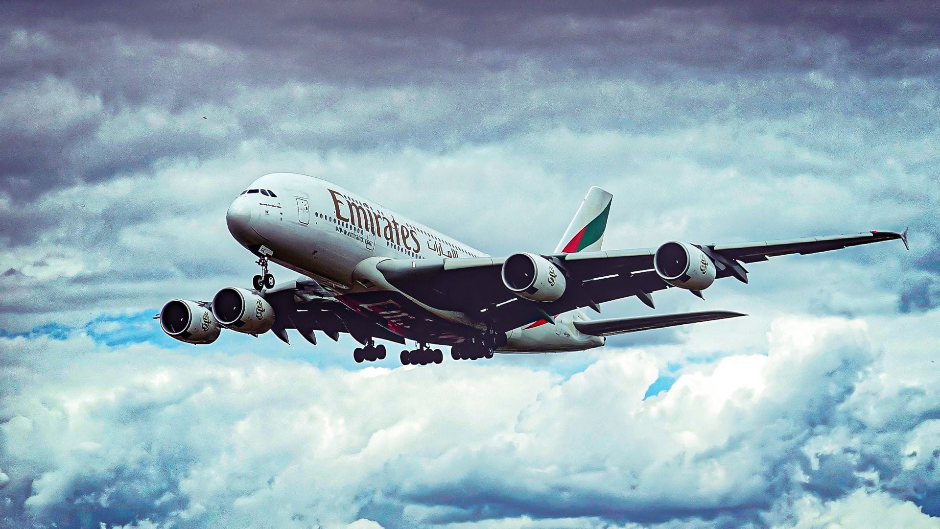 **Headline:** Emirates Operated Up to Four Airbus A380 Flights Daily to Auckland