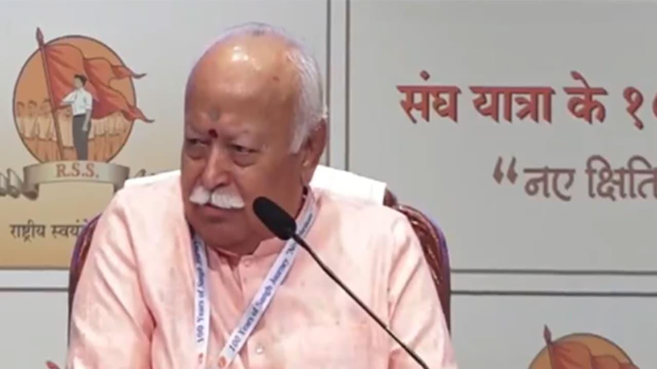 **Headline:** RSS Chief Mohan Bhagwat Supports Awarding Bharat Ratna to Veer Savarkar