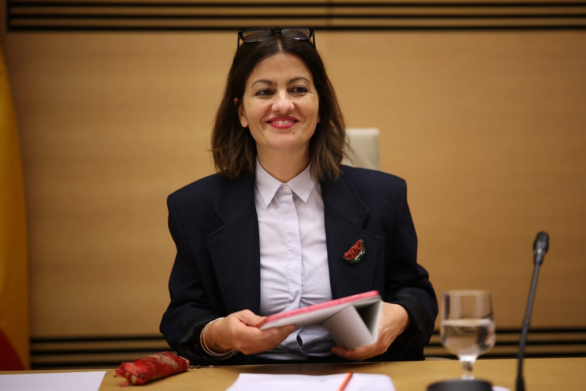 **Spain’s Youth Minister Proposes Nationwide Ban on X**