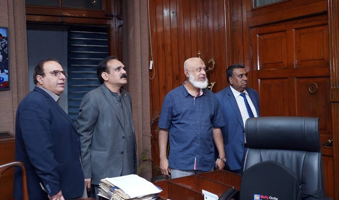 **Headline:** Pakistan and Bangladesh Discuss Enhancing Railway Collaboration