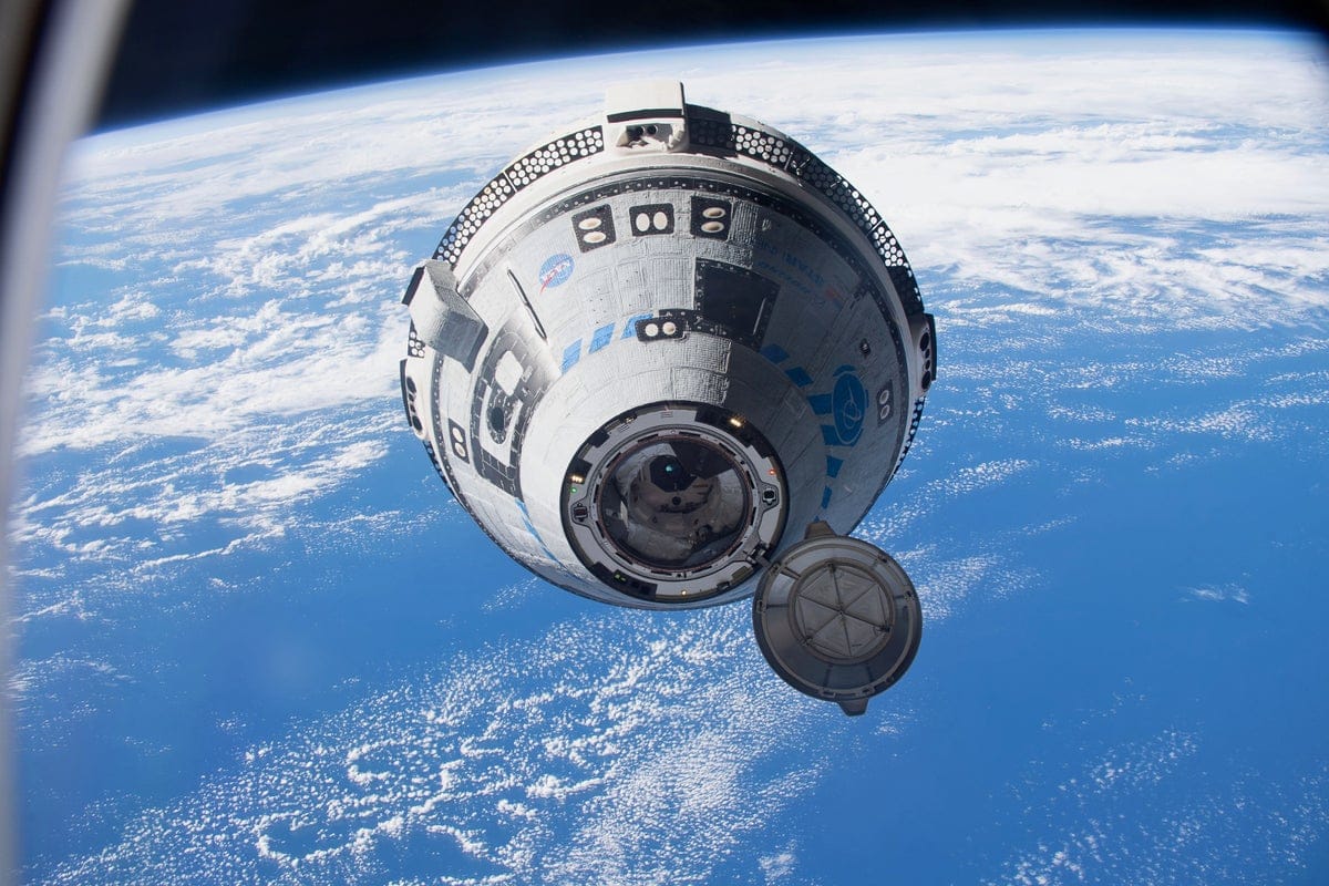 NASA investigation of 2024 Boeing Starliner astronaut stranding incident and spacecraft technical issues