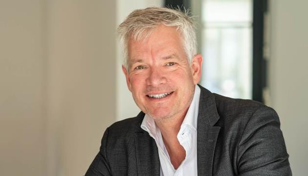 **Headline:** German Expert Highlights Ukraine’s Role in Halting Russian Advances with International Support