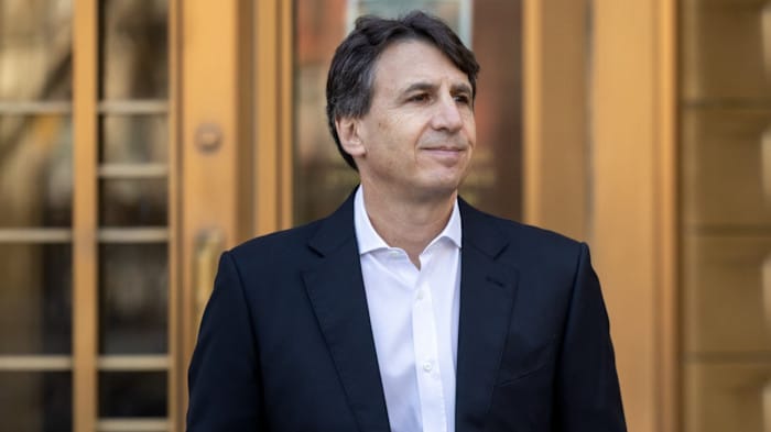 **Apollo Global Management Reports Strong Earnings with Record Assets Under Management**