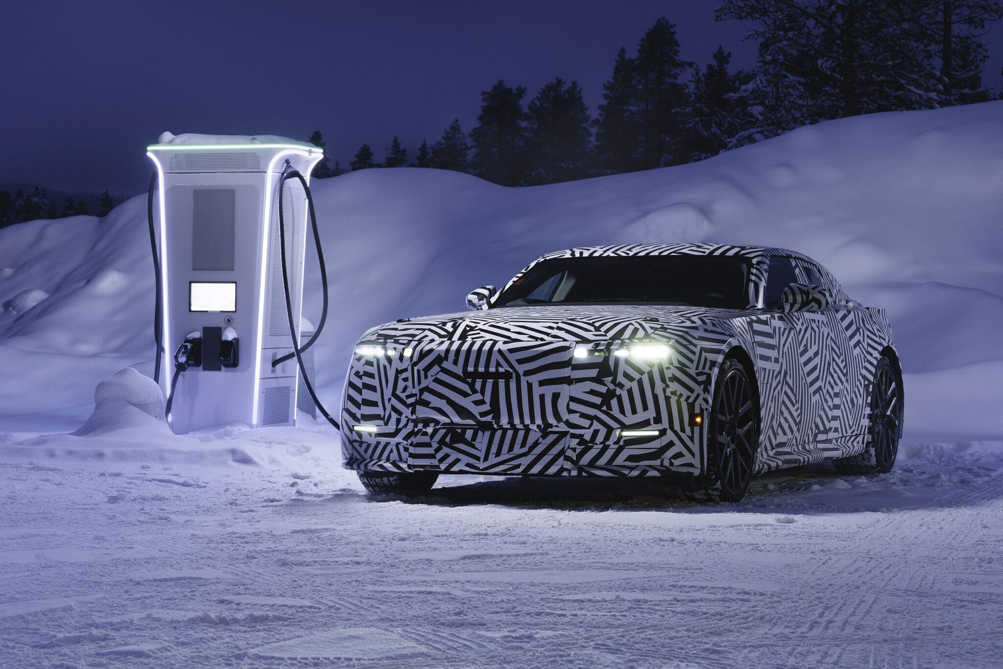 **Jaguar Conducts Arctic Winter Testing for New Electric GT**