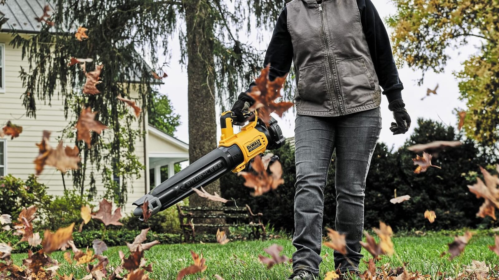 **Overview of New DeWalt Leaf Blowers Based on User Ratings**