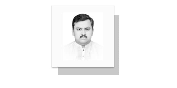 **Headline:** Pakistan and Uzbekistan Strengthen Ties with Multiple Agreements