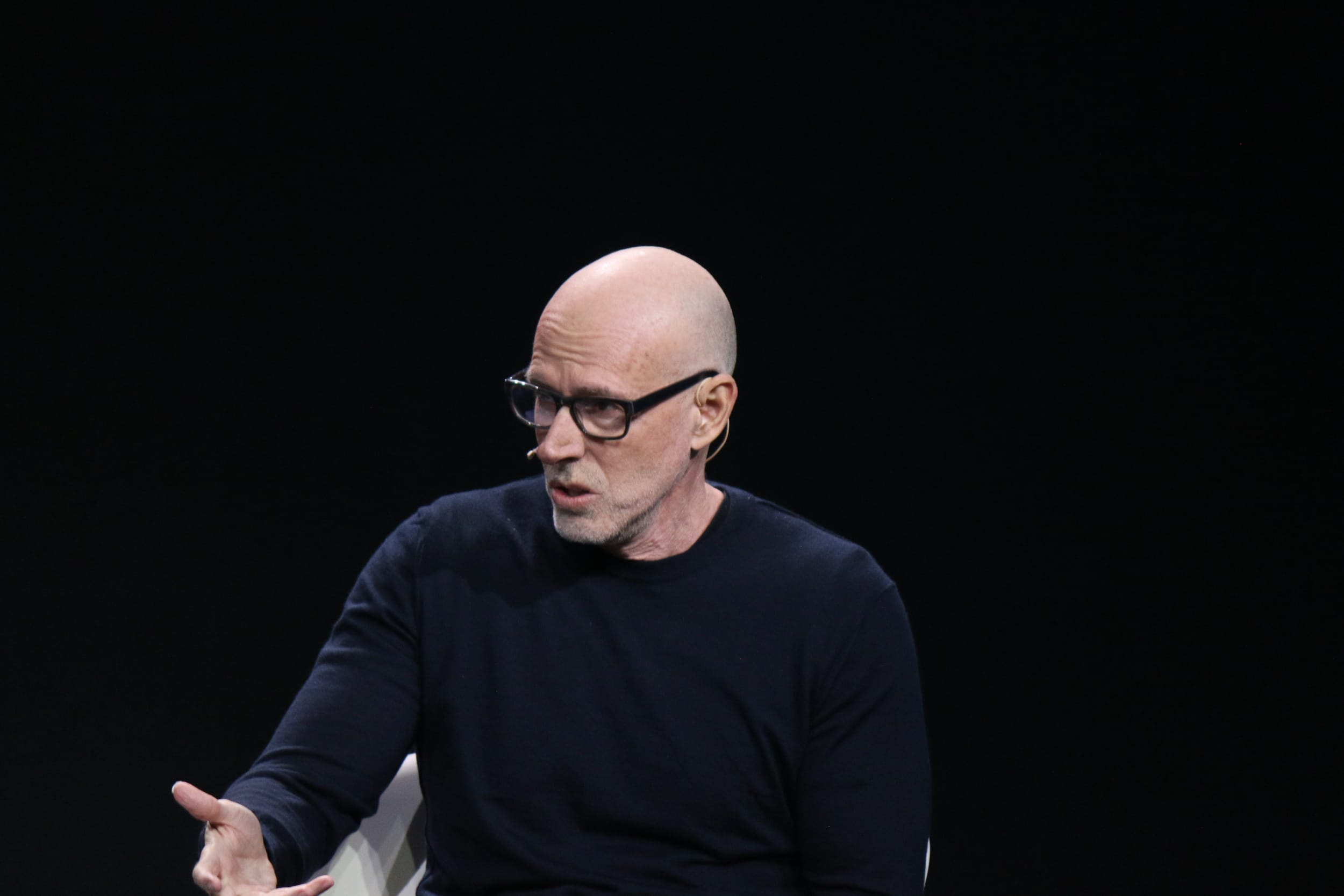 **Headline:** Marketing Expert Calls for Boycott of Major Tech Services to Protest ICE Policies